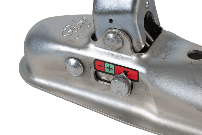 KNOTT K7.5-D ball hitch for a 750kg trailer with a 60mm tubular drawbar